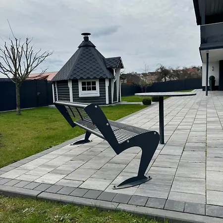 Apartament Wunderschoene 1 Im Herzen Des Spessarts